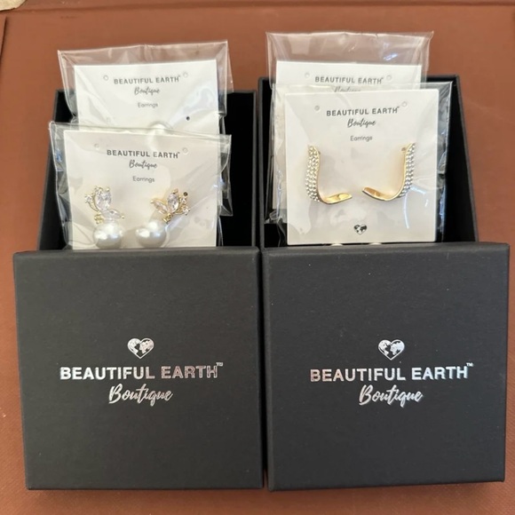 Beautiful Earth Pearl Earrings Bundle - Picture 2 of 6